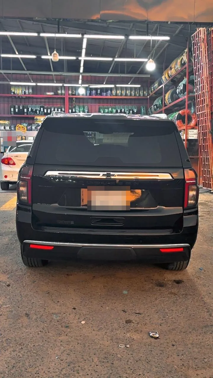 Chevrolet Suburban rear view with luggage space – Zikr Cabs Umrah SUV